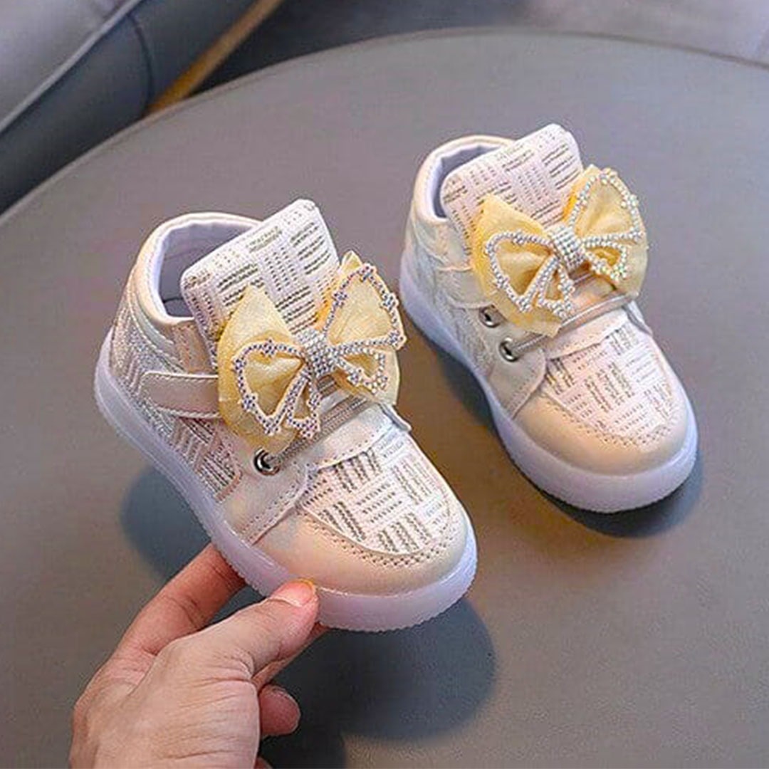 Toddler Girls' LED Light-Up Sneakers with Bowknot - Stylish Gold Shoes for Christmas & Birthdays 